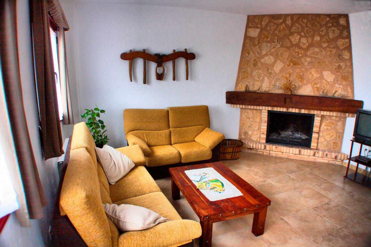 Casa Rural Ca'L Gonzalo Almazán Kültér fotó